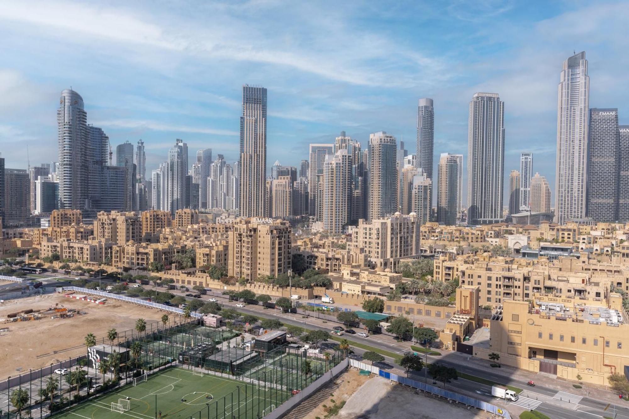 Chic 2Br Apartment, Prime Location Near Dubai Mall - Allsopp&Allsopp Buitenkant foto