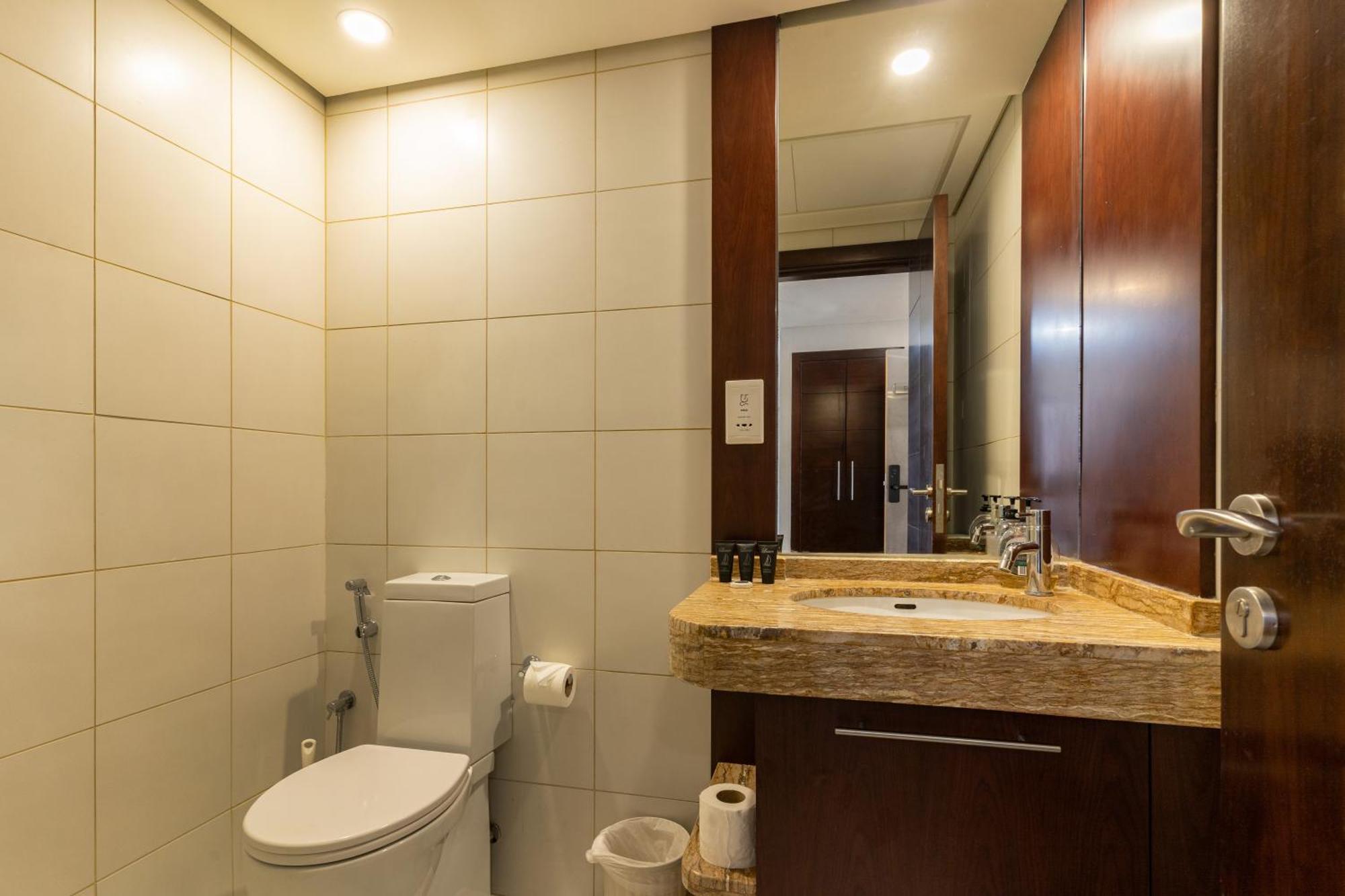 Chic 2Br Apartment, Prime Location Near Dubai Mall - Allsopp&Allsopp Buitenkant foto